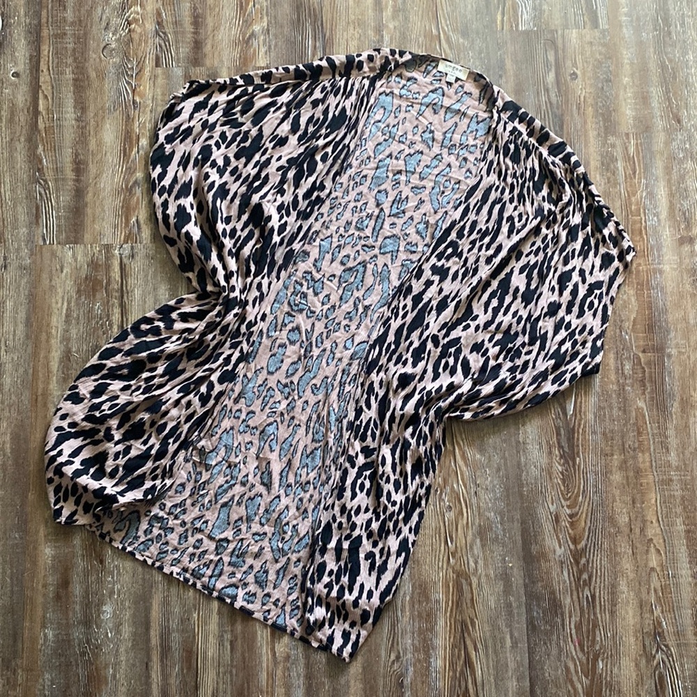 Umgee Oversized Slouchy Leopard Print Open Front Kimono Cardigan